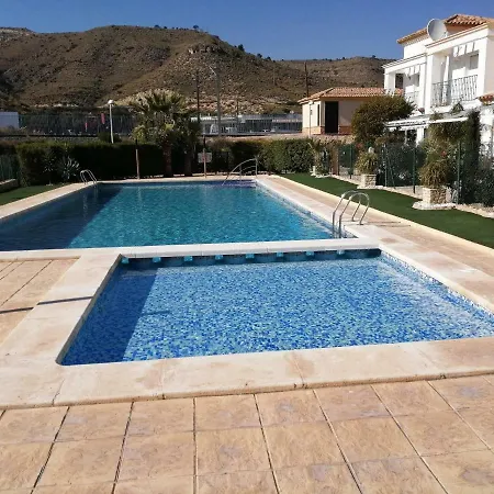 House - Healthy, Protected Location! El Campello, Alicante Spain بيت للعطل