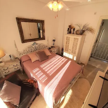 House - Healthy, Protected Location! El Campello, Alicante Spain *